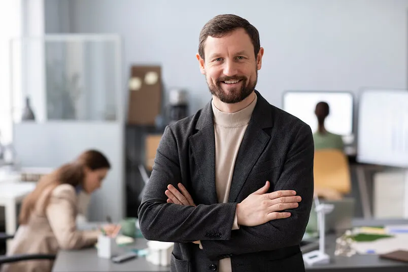 Professioneller Treuhänder im Büro